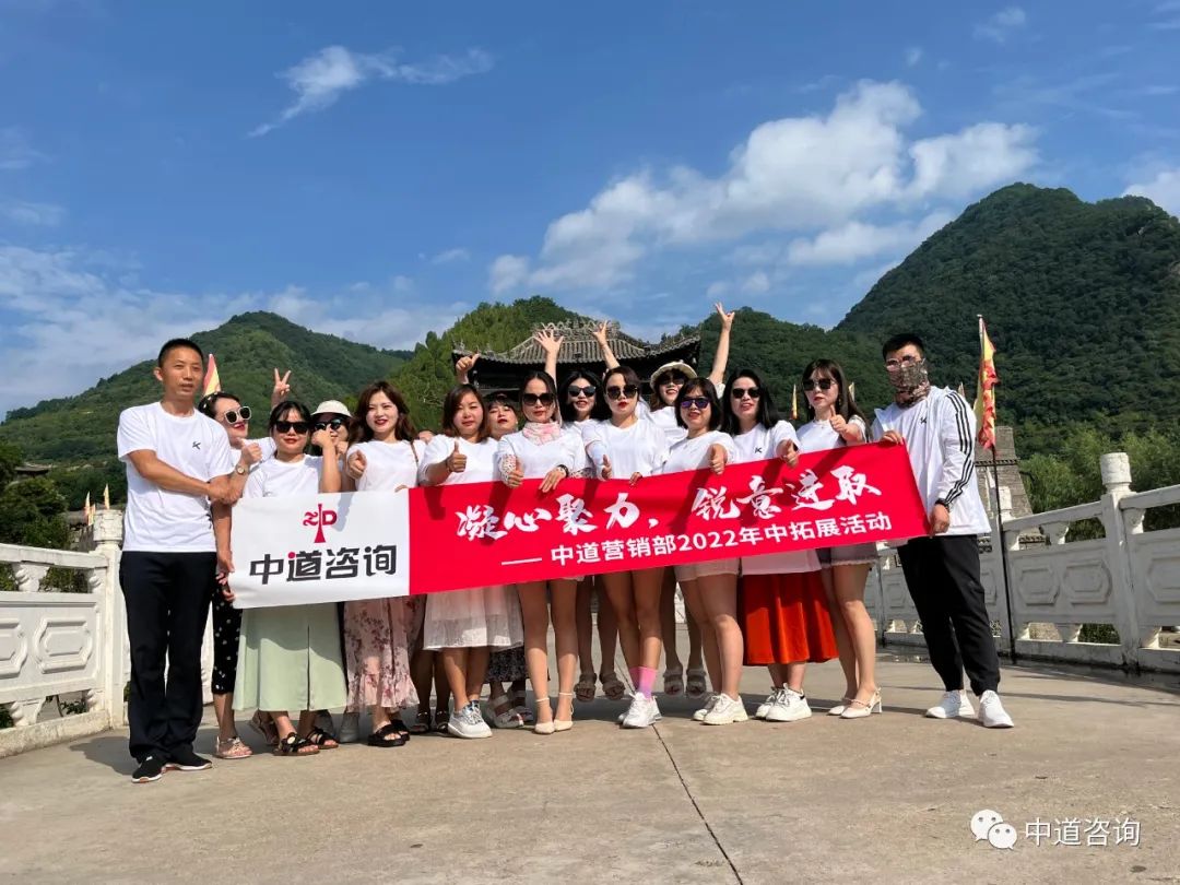 保持浪漫和热爱 奔赴星辰和大海